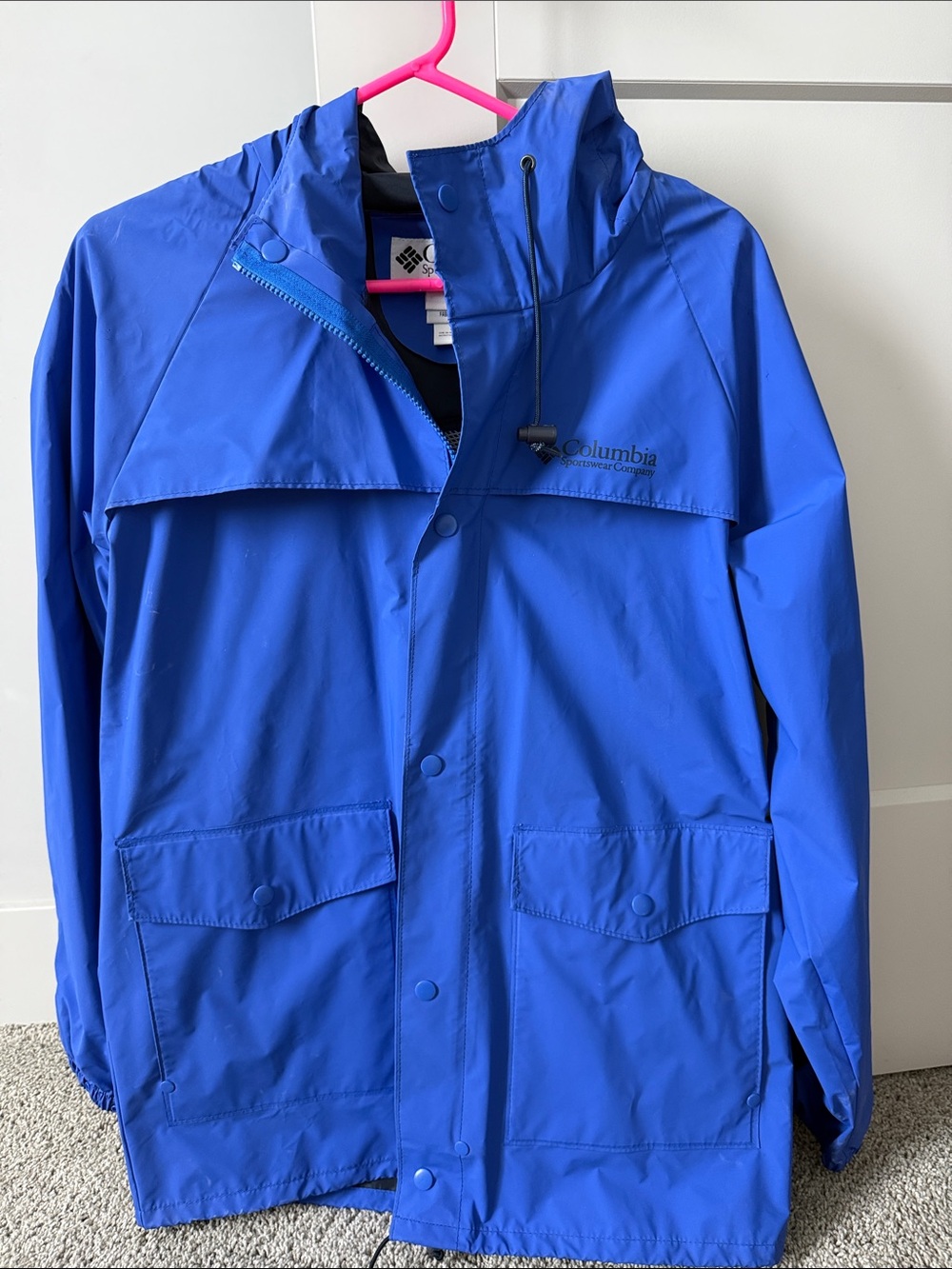 Columbia men’s Royal Blue Hooded Raincoat - small